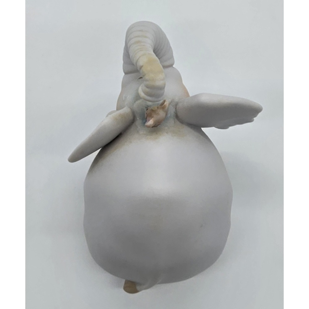 Precious‎ Moments Showers of Blessings Elephant Mouse Figurine 1987 Enesco - Picture 7 of 9
